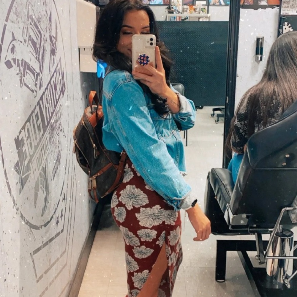 Denim jacket - Picture 2 of 7